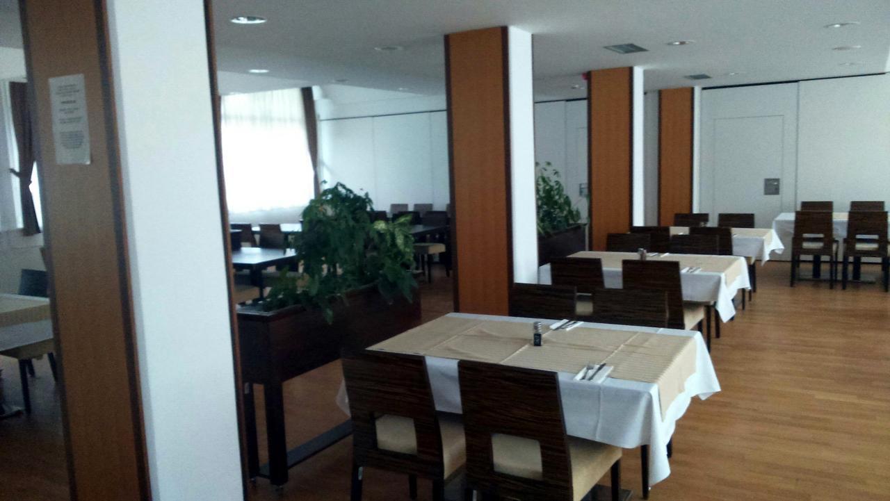 Hotel Hum Lasko Ngoại thất bức ảnh